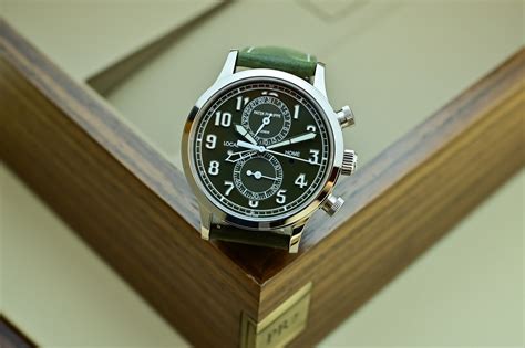 patek pilot pusher